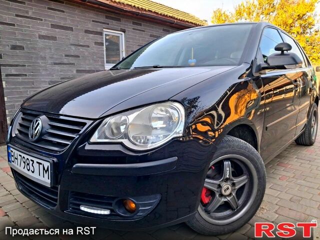 Чорний Фольксваген Поло, об'ємом двигуна 1.4 л та пробігом 191 тис. км за 6000 $, фото 1 на Automoto.ua