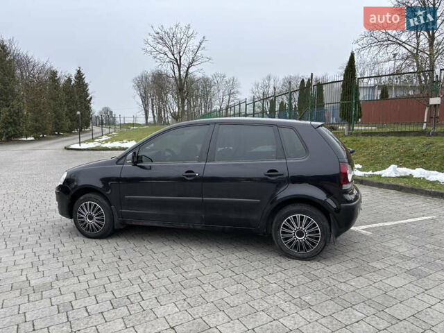 Чорний Фольксваген Поло, об'ємом двигуна 1.4 л та пробігом 143 тис. км за 5300 $, фото 5 на Automoto.ua
