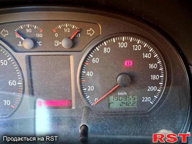 Чорний Фольксваген Поло, об'ємом двигуна 1.4 л та пробігом 191 тис. км за 6000 $, фото 5 на Automoto.ua