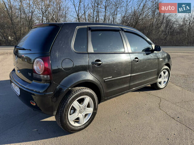 Чорний Фольксваген Поло, об'ємом двигуна 1.6 л та пробігом 214 тис. км за 6750 $, фото 35 на Automoto.ua