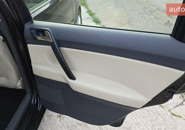 Черный Фольксваген Поло, объемом двигателя 1.6 л и пробегом 212 тыс. км за 7399 $, фото 53 на Automoto.ua