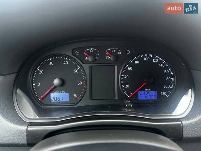 Черный Фольксваген Поло, объемом двигателя 1.4 л и пробегом 214 тыс. км за 5200 $, фото 21 на Automoto.ua