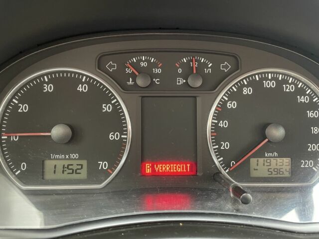 Черный Фольксваген Поло, объемом двигателя 1.4 л и пробегом 119 тыс. км за 6150 $, фото 9 на Automoto.ua