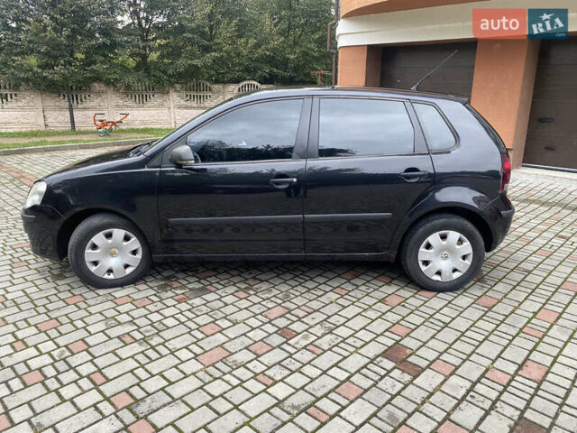 Черный Фольксваген Поло, объемом двигателя 1.39 л и пробегом 145 тыс. км за 3800 $, фото 4 на Automoto.ua