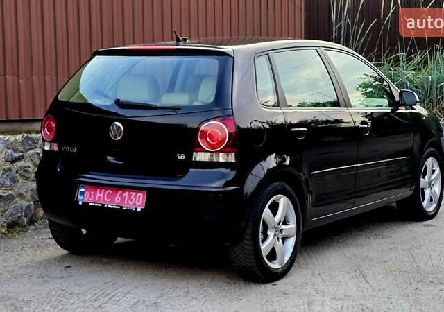 Черный Фольксваген Поло, объемом двигателя 1.6 л и пробегом 212 тыс. км за 7399 $, фото 19 на Automoto.ua