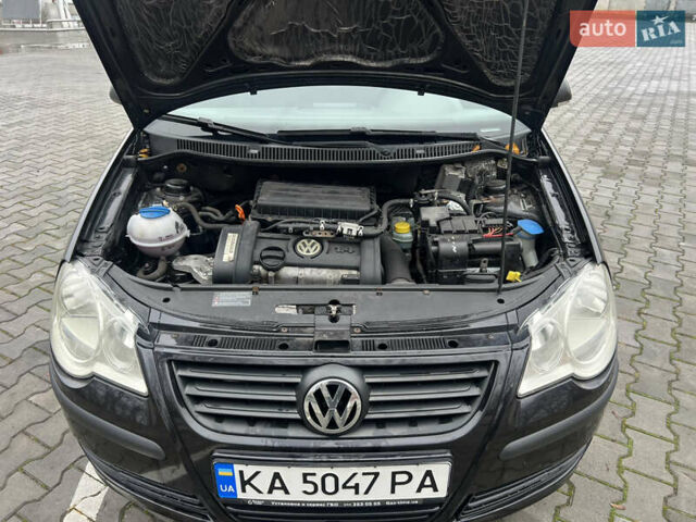 Черный Фольксваген Поло, объемом двигателя 1.39 л и пробегом 136 тыс. км за 5900 $, фото 11 на Automoto.ua