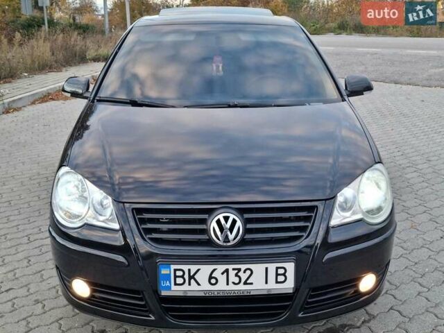 Черный Фольксваген Поло, объемом двигателя 1.6 л и пробегом 182 тыс. км за 5750 $, фото 8 на Automoto.ua