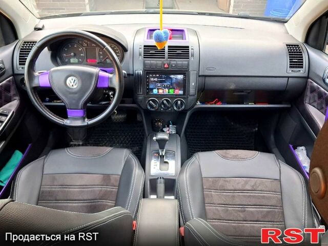 Чорний Фольксваген Поло, об'ємом двигуна 1.4 л та пробігом 191 тис. км за 6000 $, фото 3 на Automoto.ua