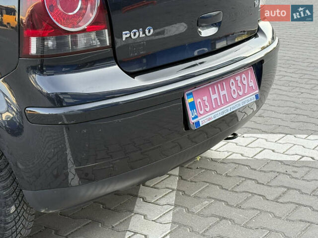 Черный Фольксваген Поло, объемом двигателя 1.4 л и пробегом 189 тыс. км за 5450 $, фото 23 на Automoto.ua