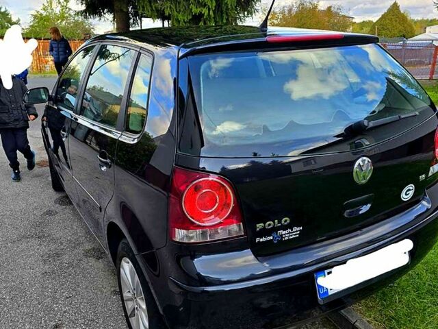 Чорний Фольксваген Поло, об'ємом двигуна 1.6 л та пробігом 240 тис. км за 5199 $, фото 1 на Automoto.ua