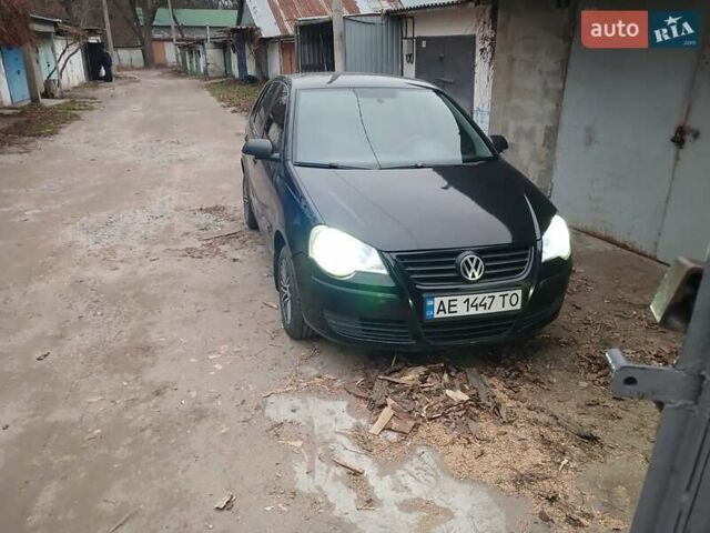 Черный Фольксваген Поло, объемом двигателя 1.4 л и пробегом 180 тыс. км за 4400 $, фото 9 на Automoto.ua