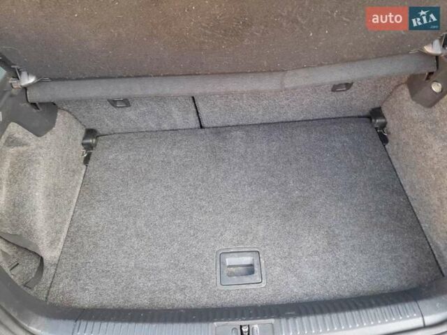 Черный Фольксваген Поло, объемом двигателя 1.2 л и пробегом 106 тыс. км за 5600 $, фото 19 на Automoto.ua