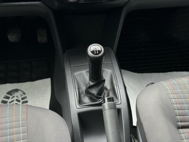 Черный Фольксваген Поло, объемом двигателя 1.4 л и пробегом 246 тыс. км за 4600 $, фото 21 на Automoto.ua