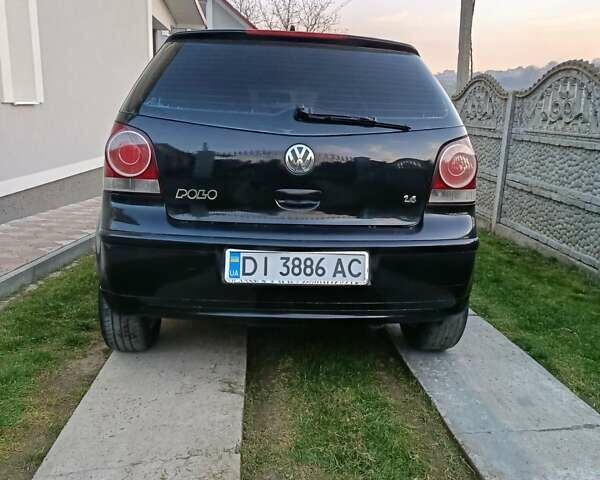 Чорний Фольксваген Поло, об'ємом двигуна 1.42 л та пробігом 302 тис. км за 4400 $, фото 3 на Automoto.ua