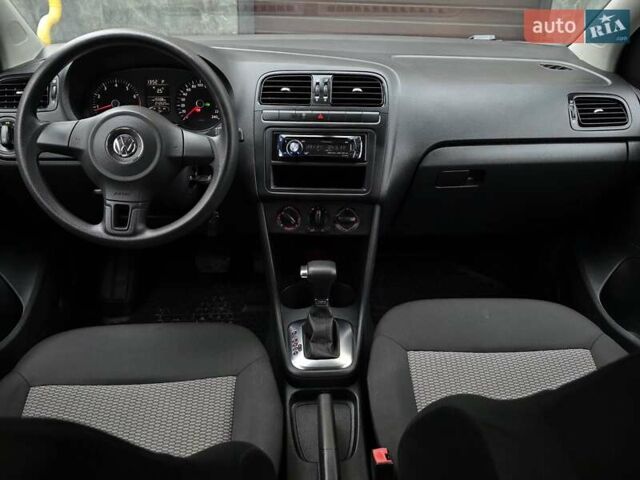 Чорний Фольксваген Поло, об'ємом двигуна 1.4 л та пробігом 242 тис. км за 7450 $, фото 26 на Automoto.ua