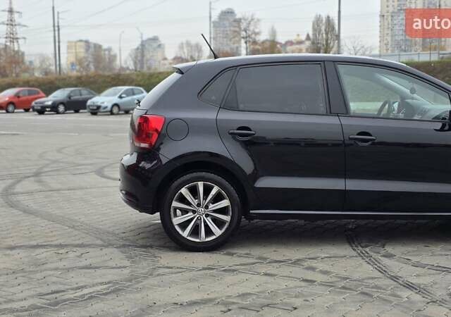 Черный Фольксваген Поло, объемом двигателя 1.6 л и пробегом 178 тыс. км за 7999 $, фото 14 на Automoto.ua