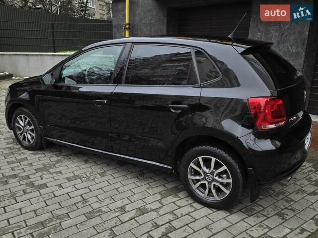 Чорний Фольксваген Поло, об'ємом двигуна 1.4 л та пробігом 242 тис. км за 7450 $, фото 5 на Automoto.ua