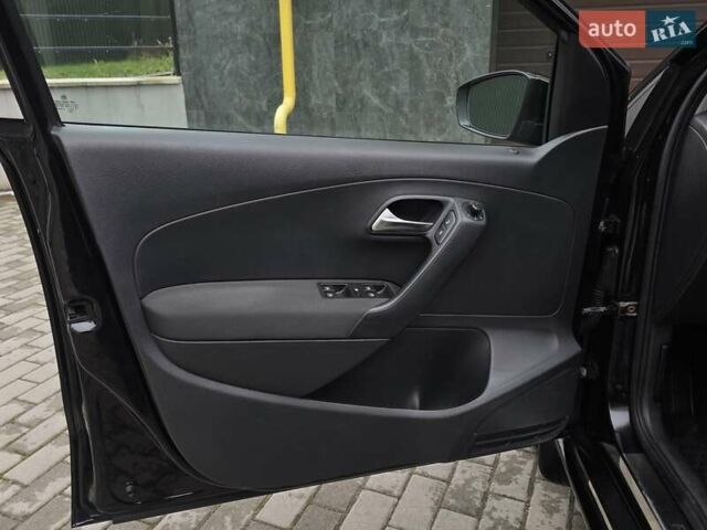 Чорний Фольксваген Поло, об'ємом двигуна 1.4 л та пробігом 242 тис. км за 7450 $, фото 17 на Automoto.ua