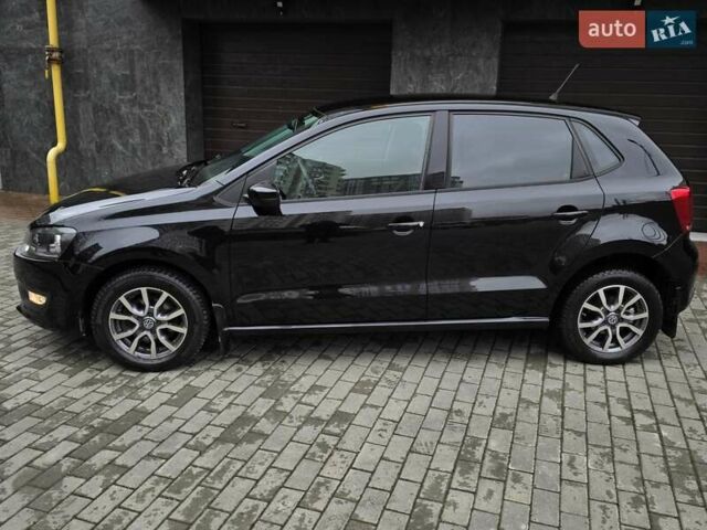 Чорний Фольксваген Поло, об'ємом двигуна 1.4 л та пробігом 242 тис. км за 7450 $, фото 4 на Automoto.ua