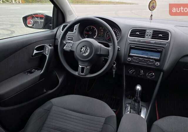 Черный Фольксваген Поло, объемом двигателя 1.6 л и пробегом 178 тыс. км за 7999 $, фото 21 на Automoto.ua