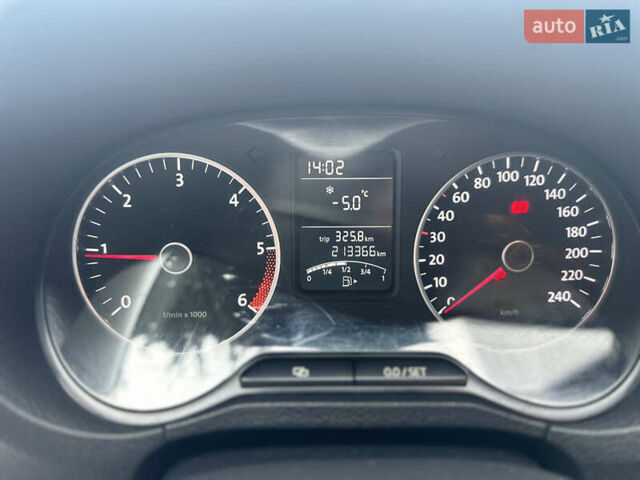 Чорний Фольксваген Поло, об'ємом двигуна 1.6 л та пробігом 213 тис. км за 7650 $, фото 6 на Automoto.ua