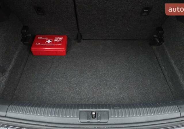 Черный Фольксваген Поло, объемом двигателя 1.6 л и пробегом 178 тыс. км за 7999 $, фото 43 на Automoto.ua