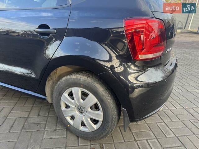 Чорний Фольксваген Поло, об'ємом двигуна 1.39 л та пробігом 73 тис. км за 8100 $, фото 4 на Automoto.ua