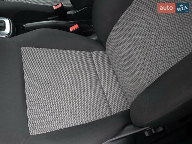 Чорний Фольксваген Поло, об'ємом двигуна 1.4 л та пробігом 242 тис. км за 7450 $, фото 20 на Automoto.ua