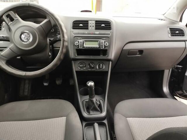 Чорний Фольксваген Поло, об'ємом двигуна 1.2 л та пробігом 142 тис. км за 6100 $, фото 9 на Automoto.ua