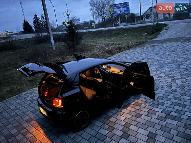 Чорний Фольксваген Поло, об'ємом двигуна 1.6 л та пробігом 213 тис. км за 7650 $, фото 15 на Automoto.ua