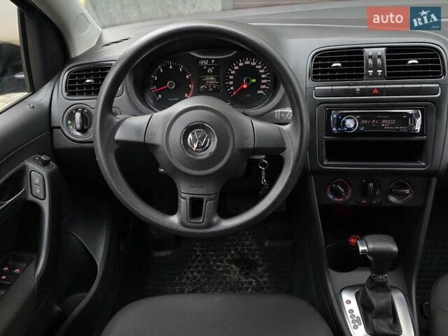 Чорний Фольксваген Поло, об'ємом двигуна 1.4 л та пробігом 242 тис. км за 7450 $, фото 27 на Automoto.ua