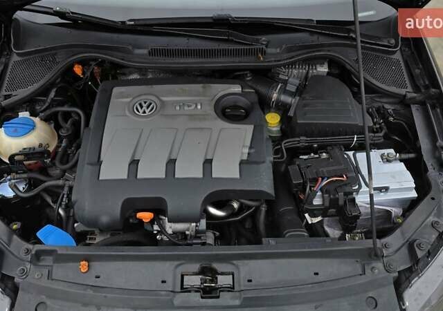 Черный Фольксваген Поло, объемом двигателя 1.6 л и пробегом 178 тыс. км за 7999 $, фото 44 на Automoto.ua
