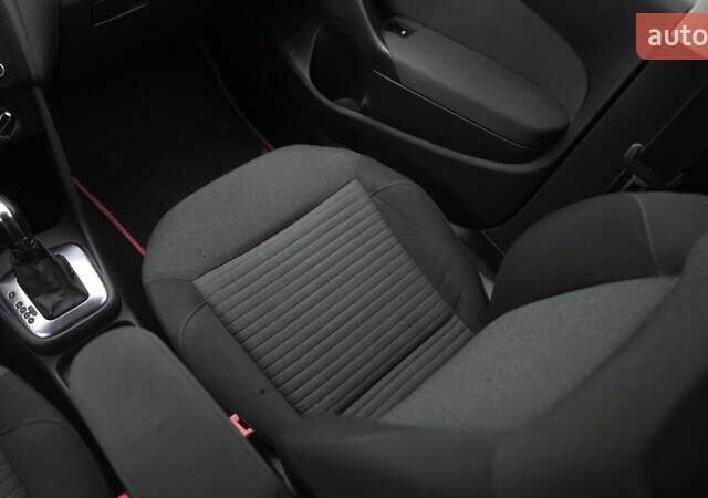 Черный Фольксваген Поло, объемом двигателя 1.6 л и пробегом 178 тыс. км за 7999 $, фото 29 на Automoto.ua