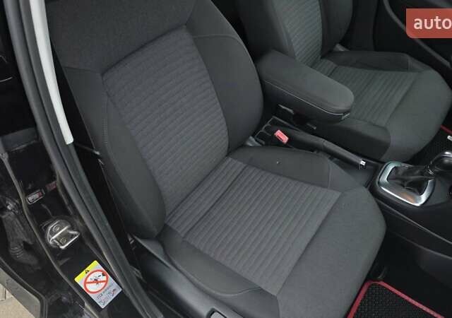 Черный Фольксваген Поло, объемом двигателя 1.6 л и пробегом 178 тыс. км за 7999 $, фото 26 на Automoto.ua