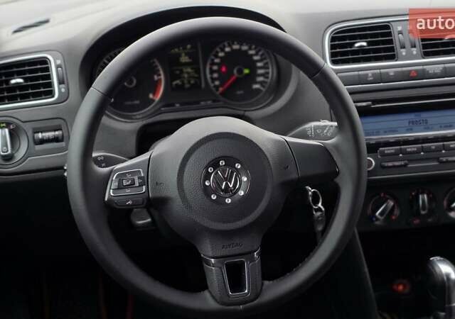 Черный Фольксваген Поло, объемом двигателя 1.6 л и пробегом 178 тыс. км за 7999 $, фото 19 на Automoto.ua