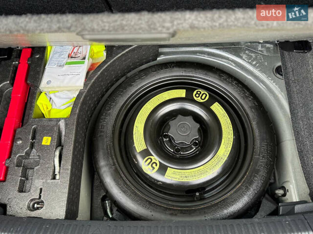 Черный Фольксваген Поло, объемом двигателя 1.4 л и пробегом 217 тыс. км за 9650 $, фото 81 на Automoto.ua