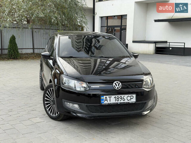 Черный Фольксваген Поло, объемом двигателя 1.2 л и пробегом 238 тыс. км за 5700 $, фото 2 на Automoto.ua