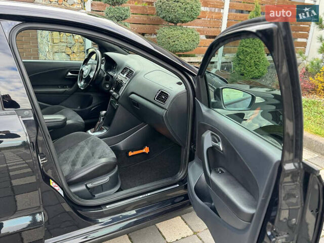 Черный Фольксваген Поло, объемом двигателя 1.4 л и пробегом 217 тыс. км за 9650 $, фото 60 на Automoto.ua