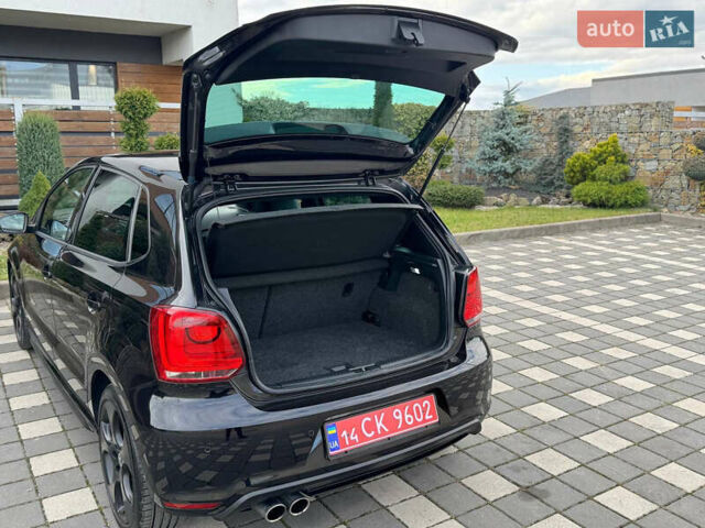 Черный Фольксваген Поло, объемом двигателя 1.4 л и пробегом 217 тыс. км за 9650 $, фото 77 на Automoto.ua