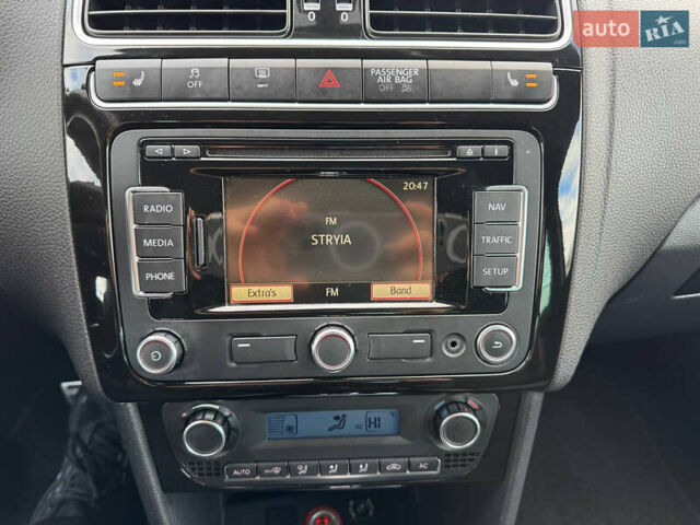 Черный Фольксваген Поло, объемом двигателя 1.4 л и пробегом 217 тыс. км за 9650 $, фото 50 на Automoto.ua