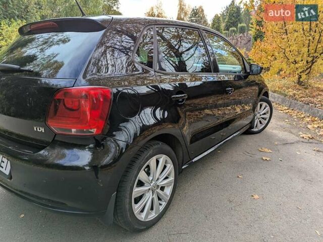 Черный Фольксваген Поло, объемом двигателя 1.6 л и пробегом 126 тыс. км за 8000 $, фото 4 на Automoto.ua