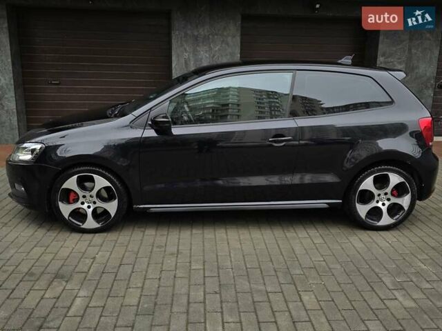 Черный Фольксваген Поло, объемом двигателя 1.4 л и пробегом 190 тыс. км за 7999 $, фото 4 на Automoto.ua