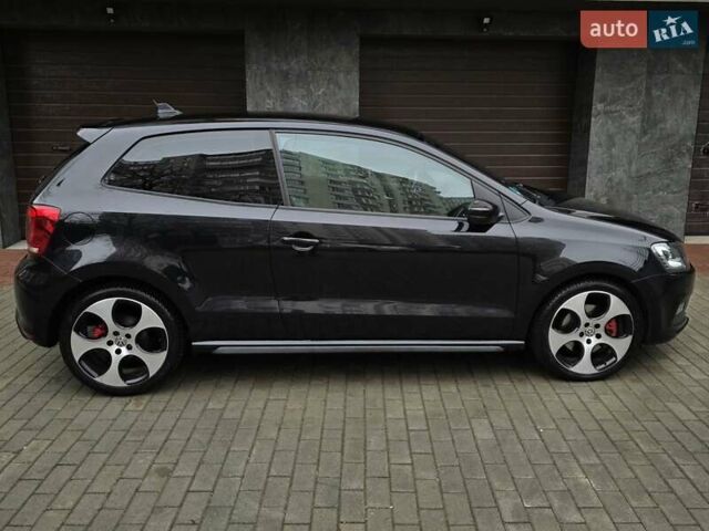 Черный Фольксваген Поло, объемом двигателя 1.4 л и пробегом 190 тыс. км за 7999 $, фото 10 на Automoto.ua
