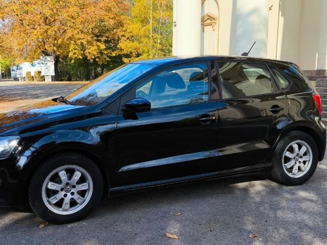 Черный Фольксваген Поло, объемом двигателя 1.2 л и пробегом 272 тыс. км за 6300 $, фото 21 на Automoto.ua