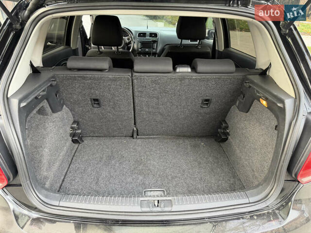 Черный Фольксваген Поло, объемом двигателя 1.2 л и пробегом 238 тыс. км за 5700 $, фото 11 на Automoto.ua