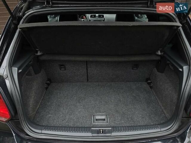 Черный Фольксваген Поло, объемом двигателя 1.4 л и пробегом 190 тыс. км за 7999 $, фото 27 на Automoto.ua