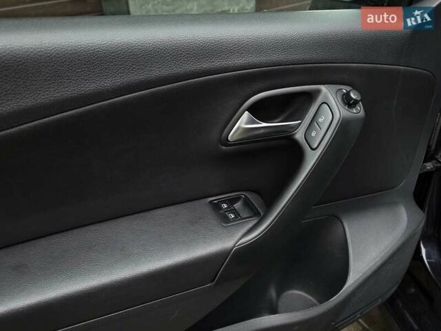 Черный Фольксваген Поло, объемом двигателя 1.4 л и пробегом 190 тыс. км за 7999 $, фото 19 на Automoto.ua