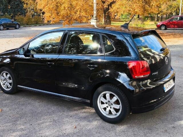 Черный Фольксваген Поло, объемом двигателя 1.2 л и пробегом 272 тыс. км за 6300 $, фото 11 на Automoto.ua