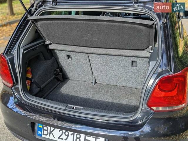 Черный Фольксваген Поло, объемом двигателя 1.6 л и пробегом 126 тыс. км за 8000 $, фото 14 на Automoto.ua