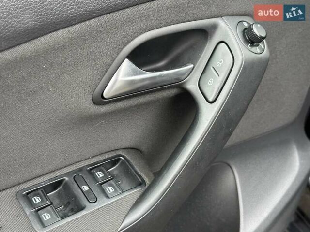 Чорний Фольксваген Поло, об'ємом двигуна 1.6 л та пробігом 189 тис. км за 7290 $, фото 13 на Automoto.ua